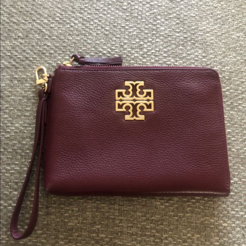 Tory Burch wristlet wallet